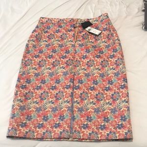 NWT BCBG amazing pencil skirt